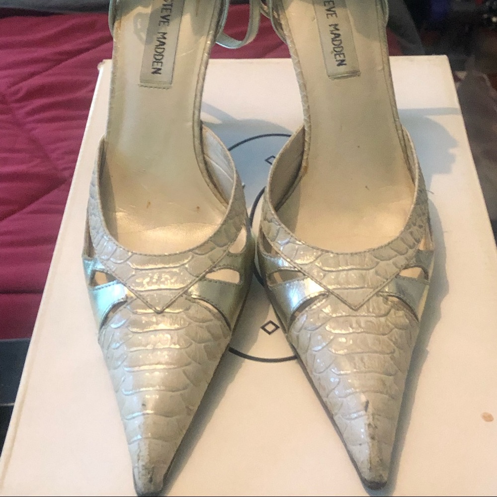 Steve Madden pointy toe heels